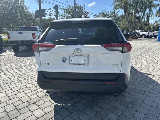 Used 2024 Toyota RAV4 XLE FWD image 34
