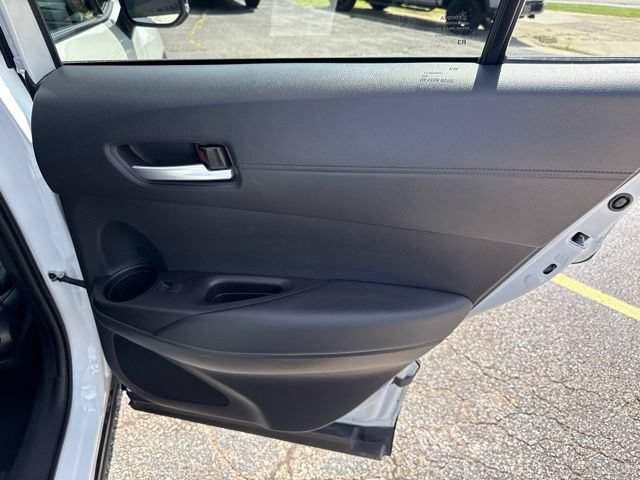 Used 2025 Toyota Corolla Cross XLE FWD image 14