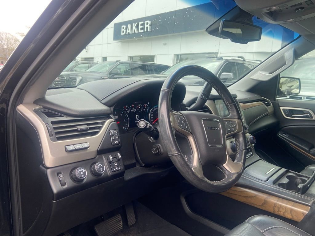 Used 2019 GMC Yukon Denali w/ Denali Ultimate Package image 10