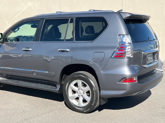 Used 2018 Lexus GX 460 w/ Navigation Package AWD/4WD image 7