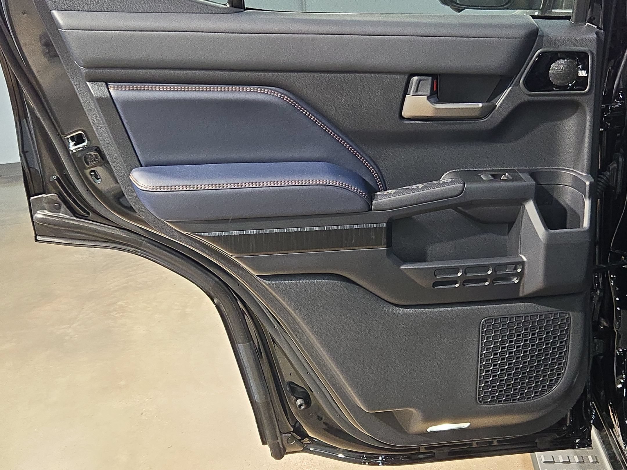 New 2026 Toyota 4Runner Platinum AWD/4WD image 23