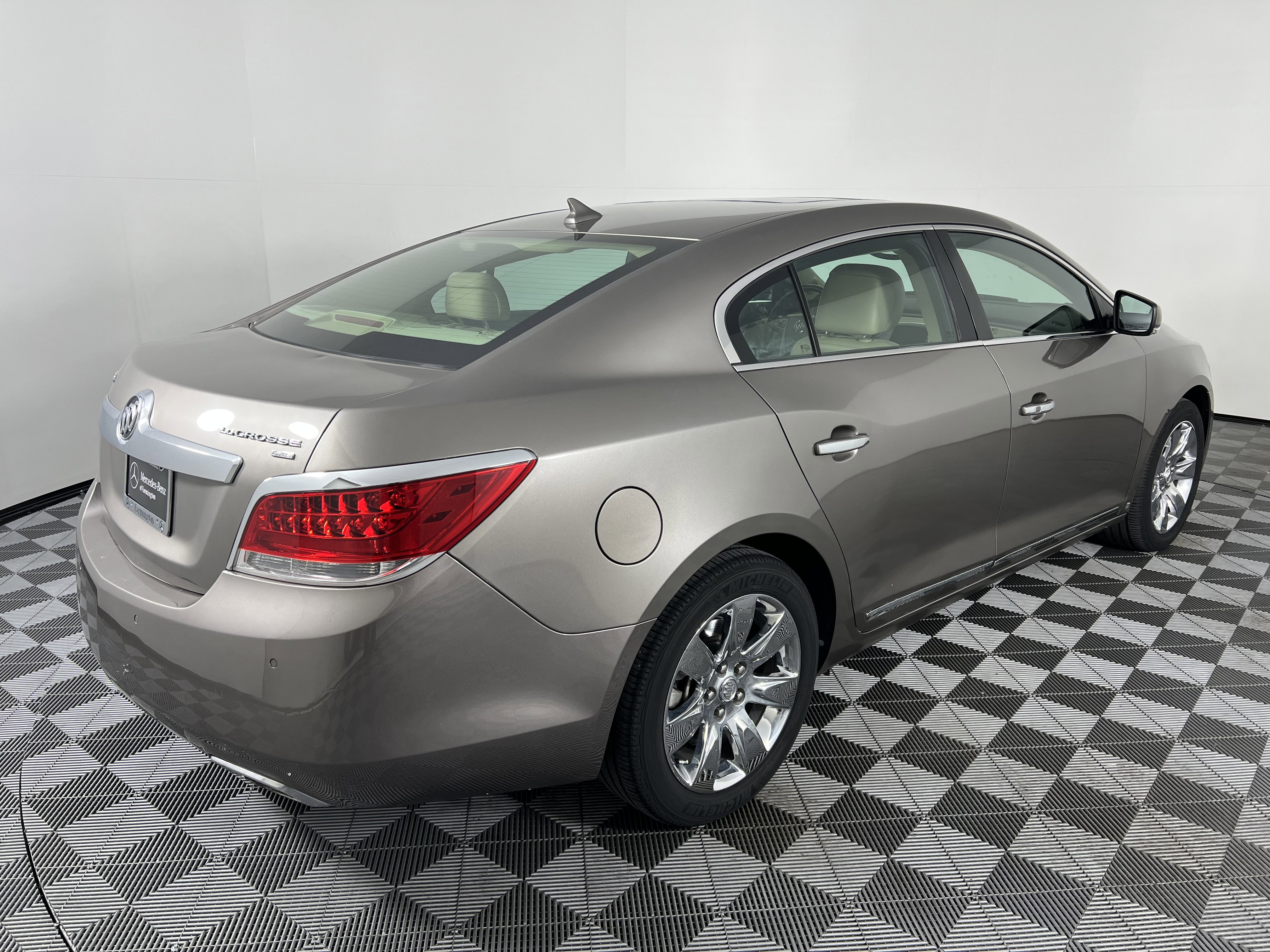 Used 2010 Buick LaCrosse CXS image 13