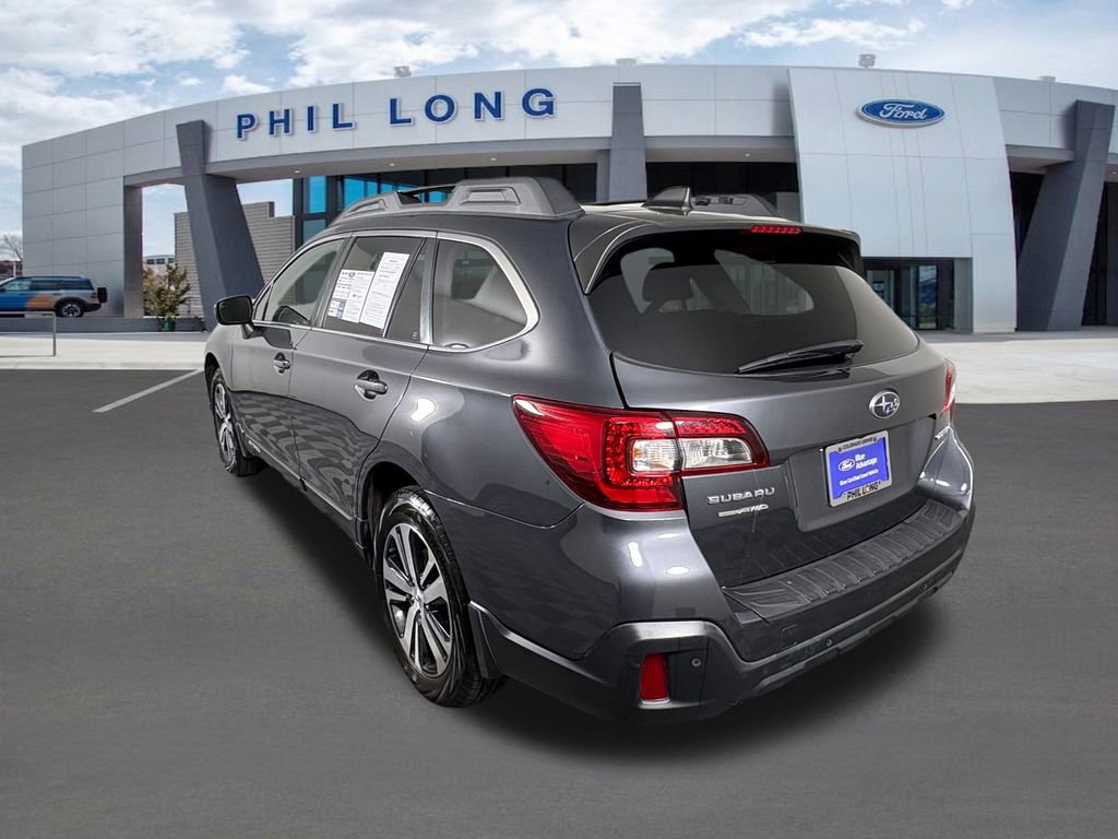Used 2018 Subaru Outback 2.5i Limited image 3