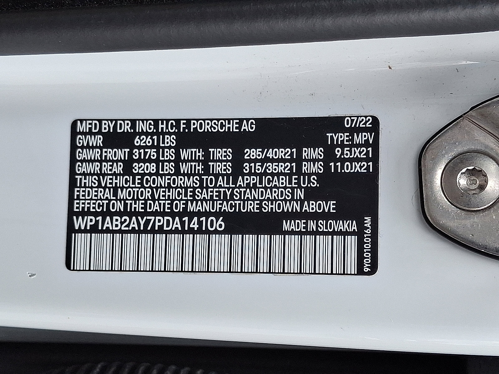 Used 2023 Porsche Cayenne S image 28