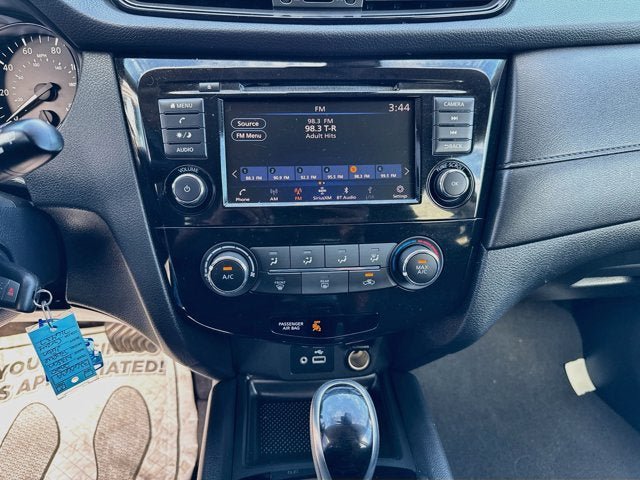 Used 2020 Nissan Rogue S w/ Special Edition Package AWD/4WD image 12