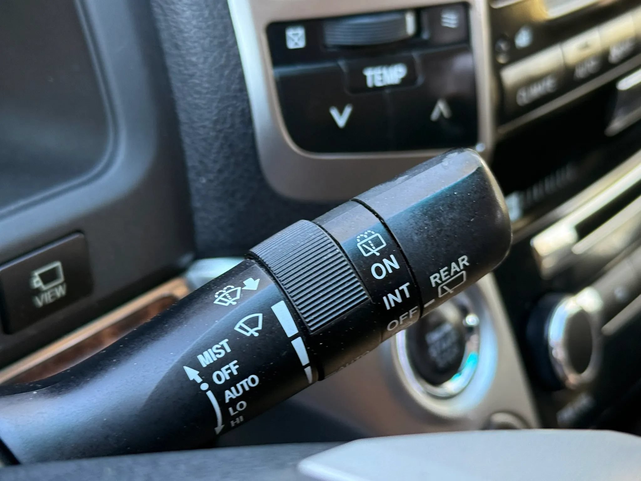 Used 2014 Toyota Land Cruiser AWD/4WD image 35