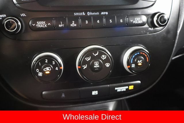 Used 2016 Kia Soul FWD image 22