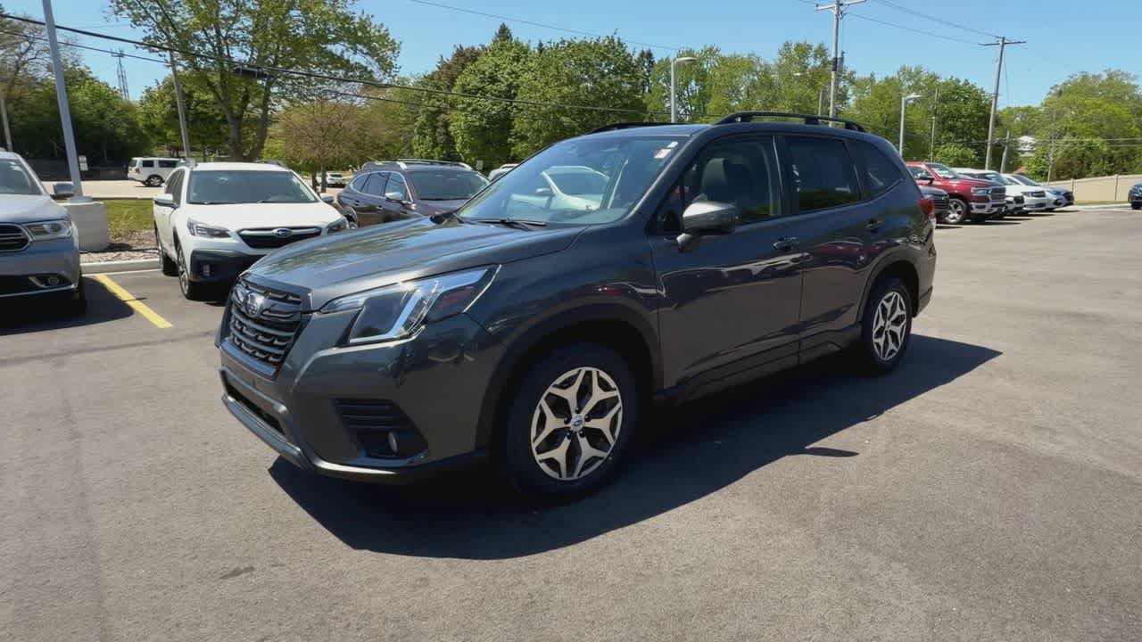 Certified 2023 Subaru Forester Premium AWD/4WD image 4