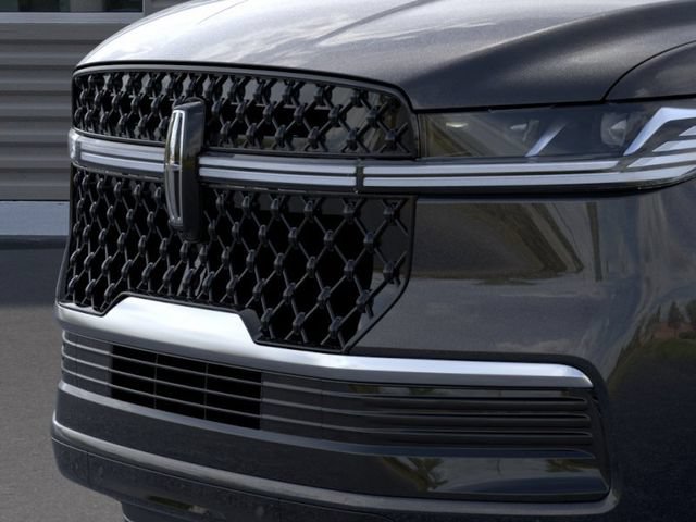 New 2026 Lincoln Navigator L Reserve w/ Jet Appearance Package AWD/4WD image 17