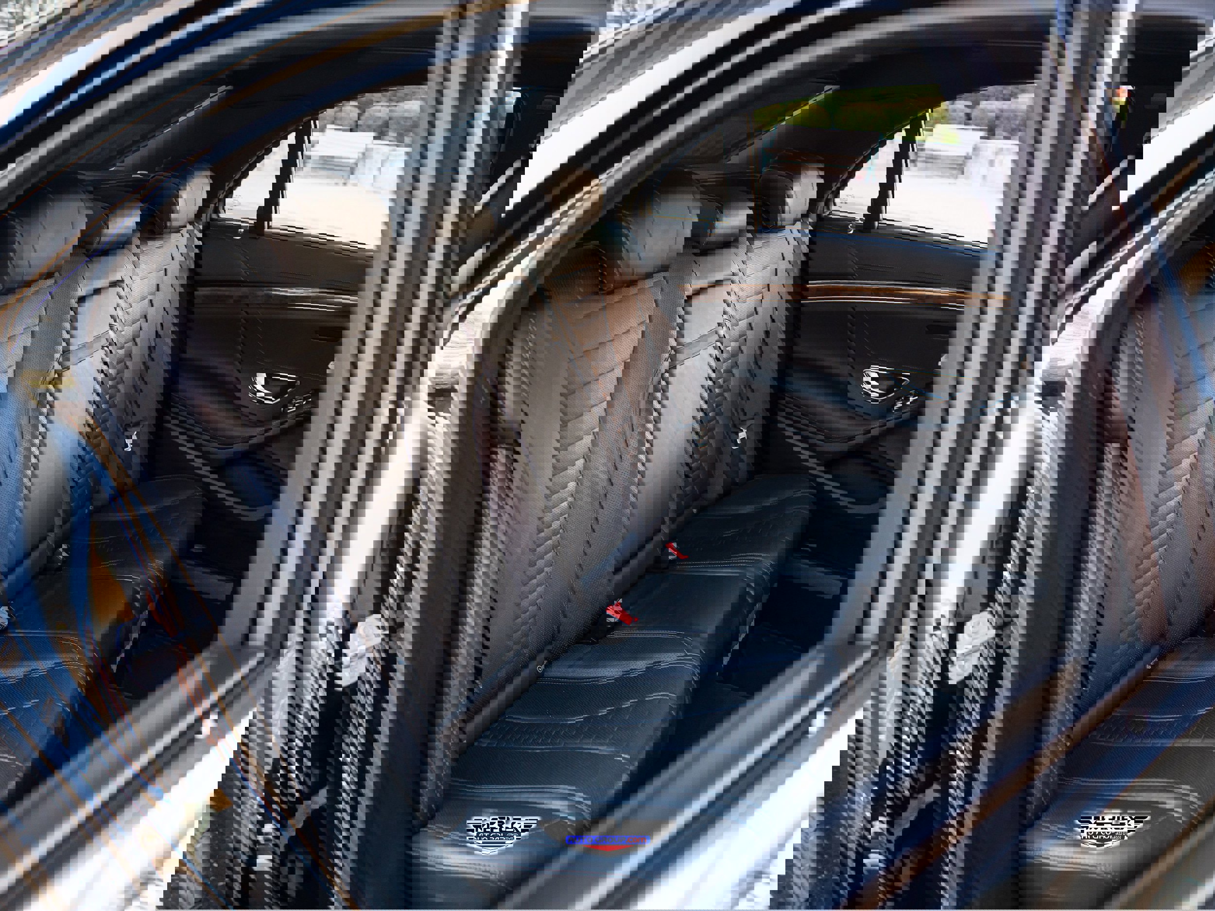 Used 2015 Mercedes-Benz S 550 4MATIC Sedan image 17