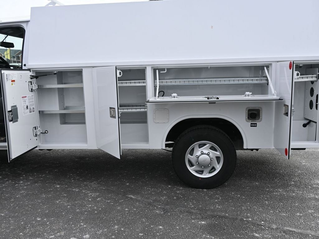 New 2025 Ford E-350 and Econoline 350 Super Duty w/ Power Equipment Group RWD image 13