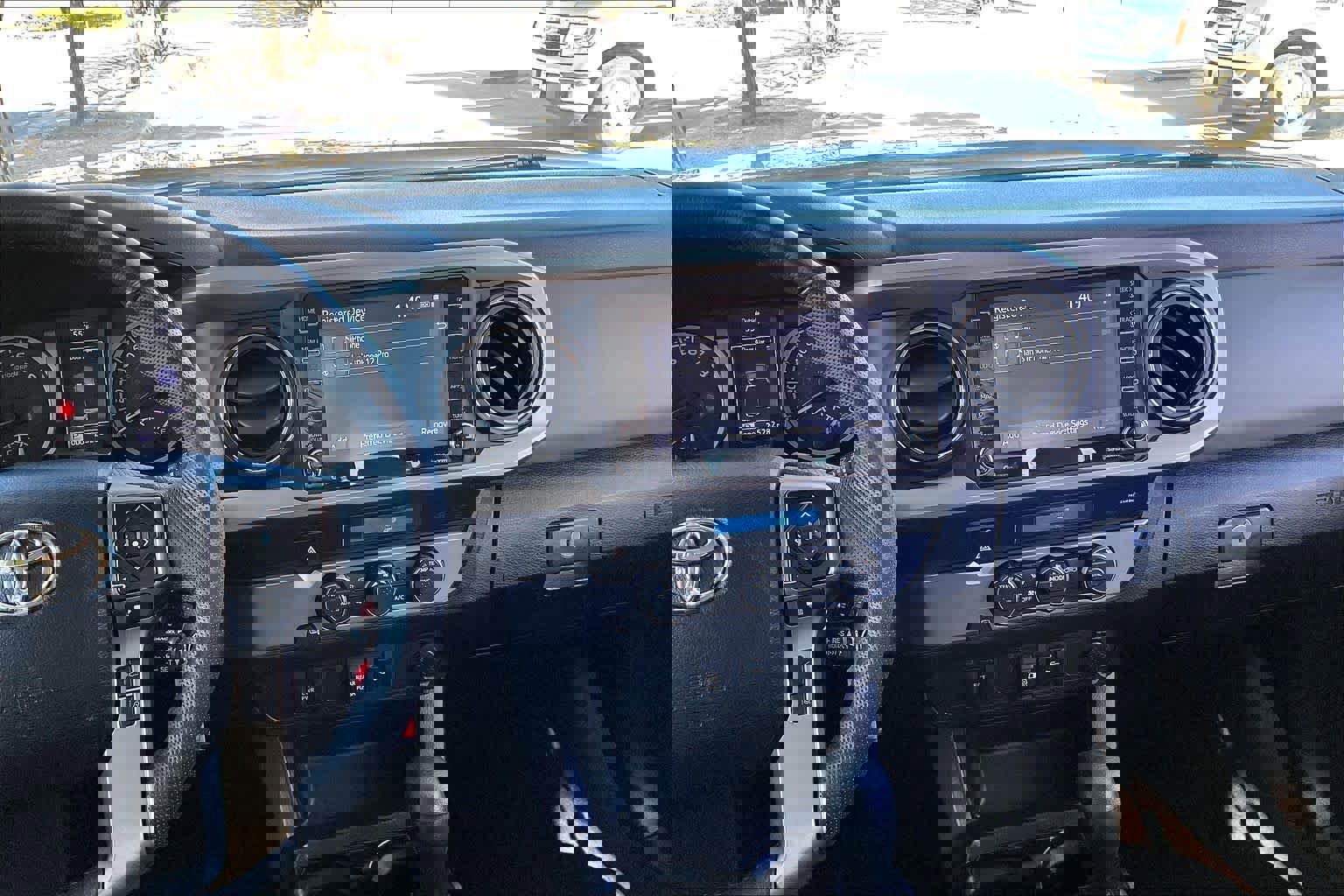 Used 2021 Toyota Tacoma SR5 image 5