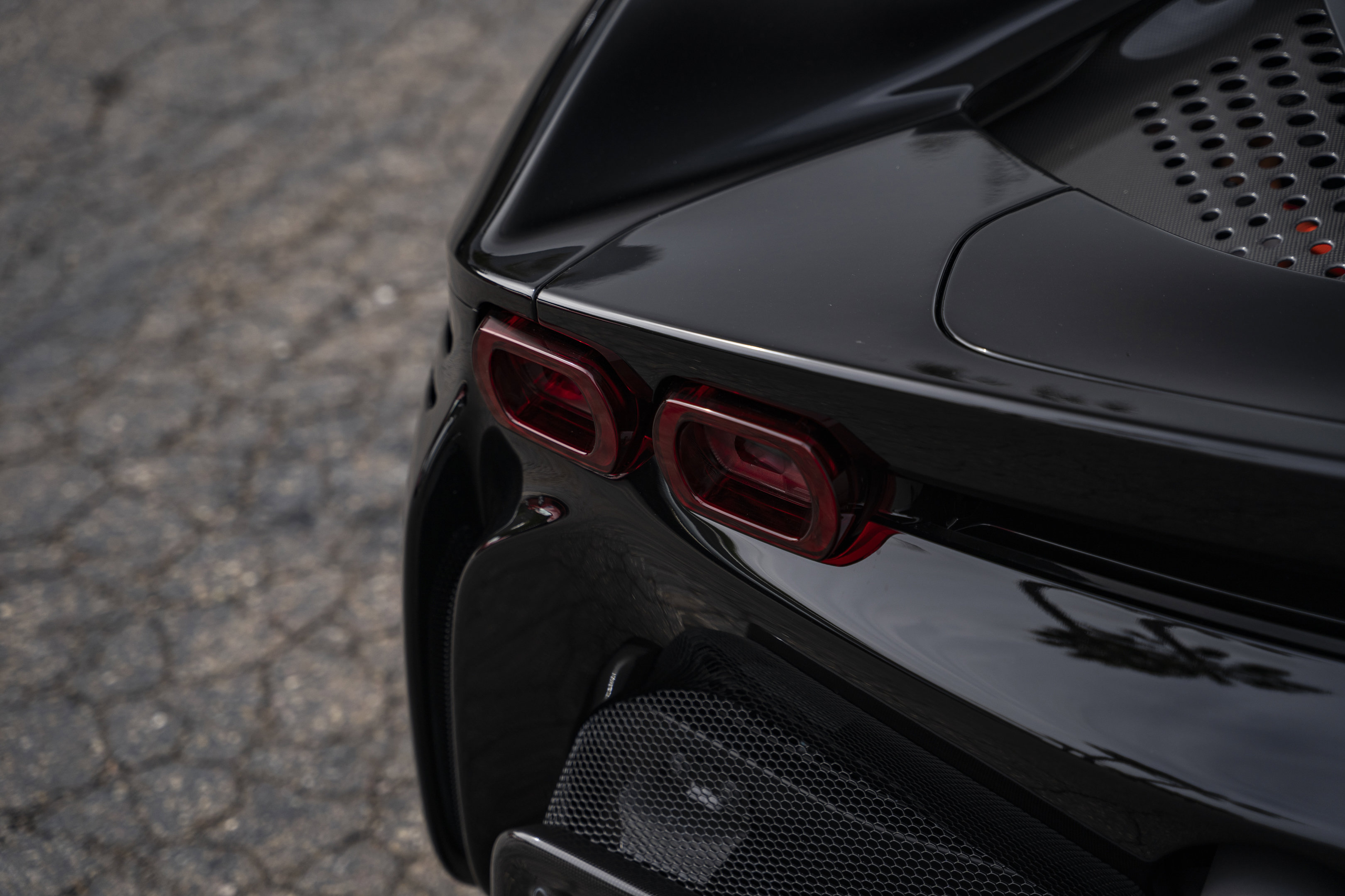 Certified 2024 Ferrari SF90 Spider image 32