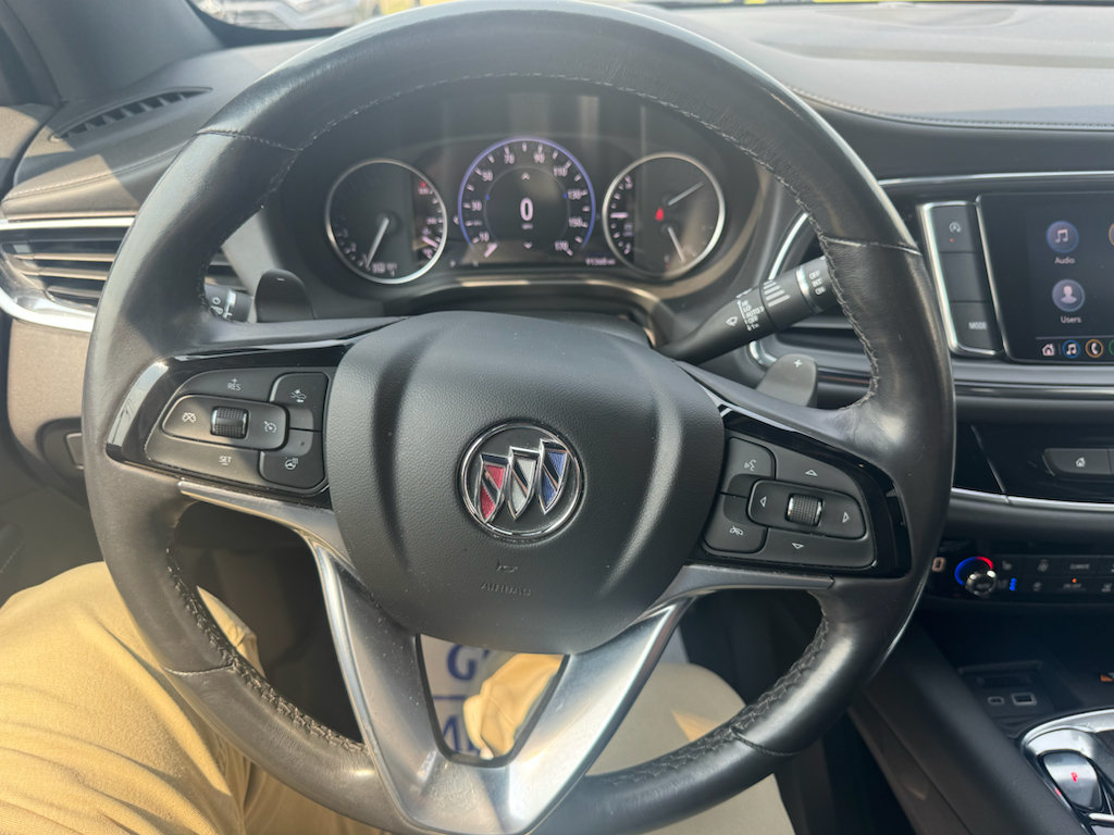 Used 2022 Buick Enclave Avenir w/ Avenir Technology Package FWD image 28