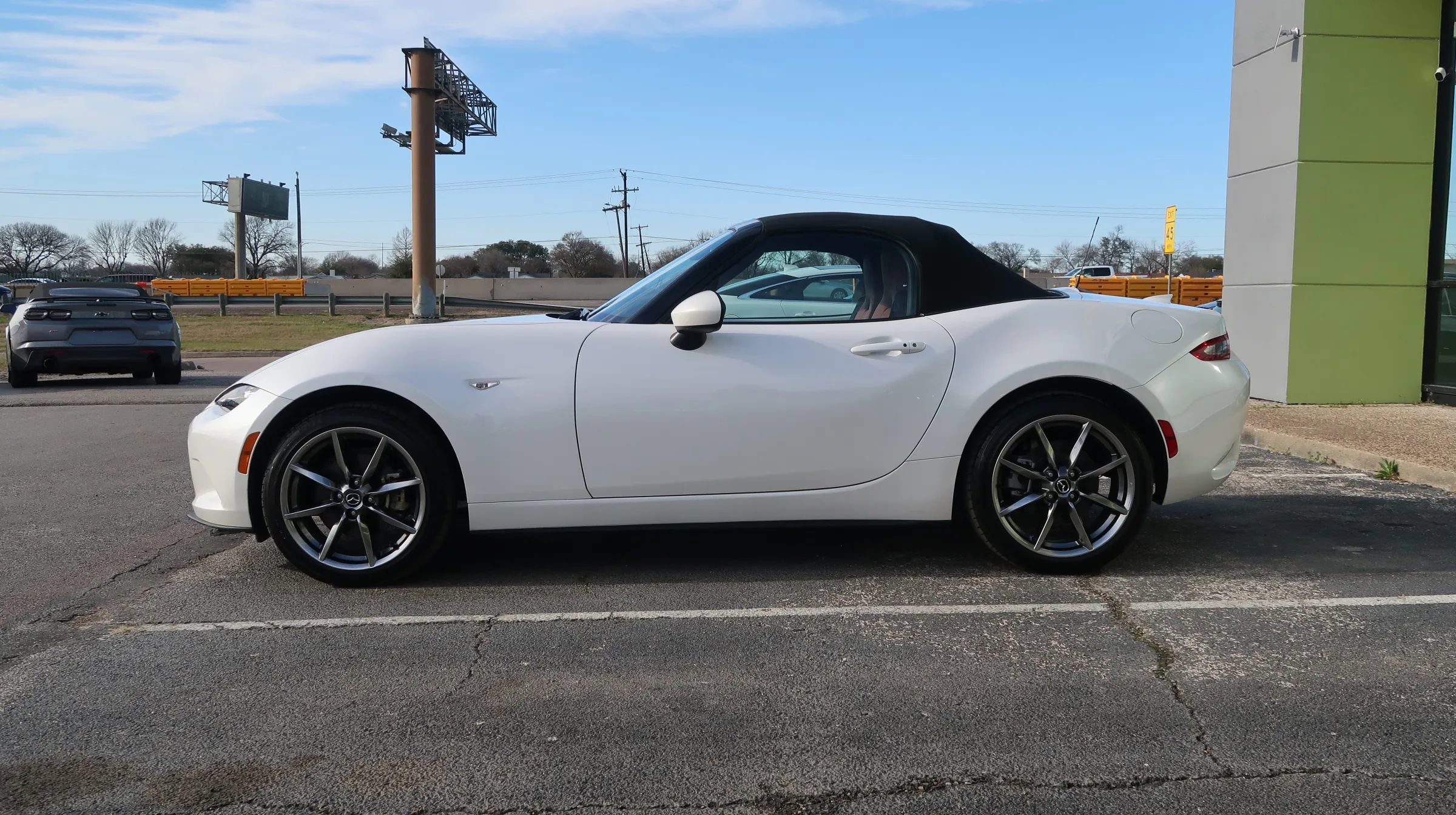 Used 2023 MAZDA MX-5 Miata Grand Touring image 10
