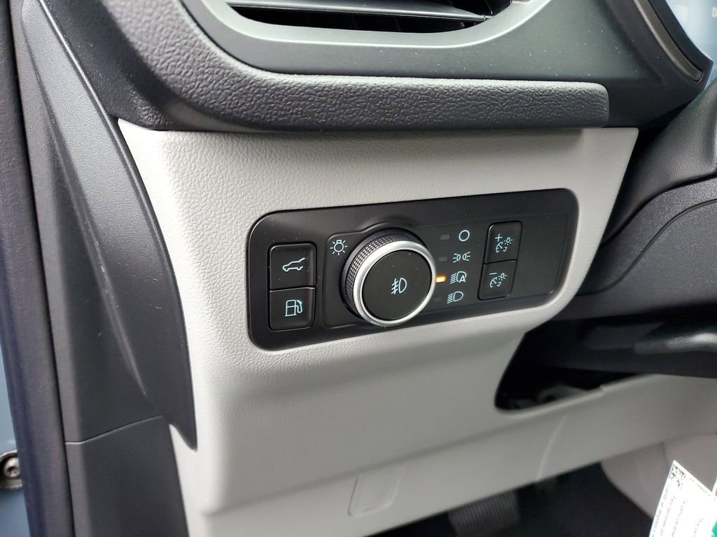 New 2026 Ford Escape SE image 13