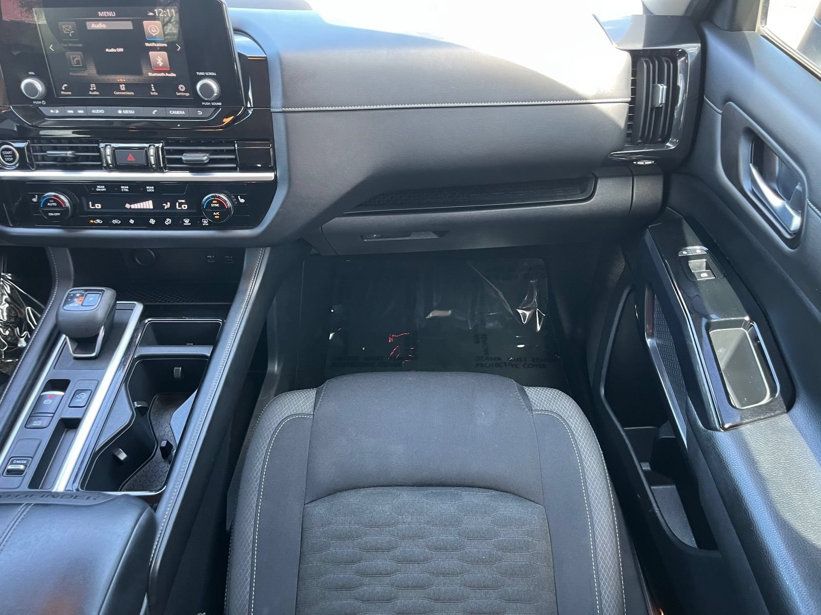 Used 2022 Nissan Pathfinder SV FWD image 15