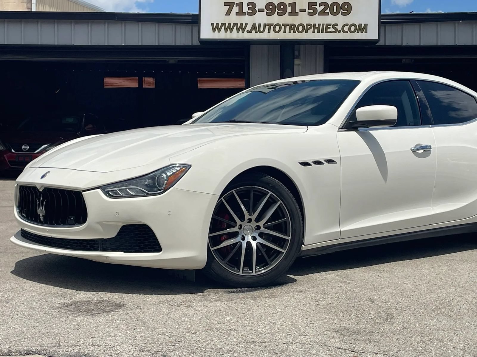Used 2014 Maserati Ghibli S Q4 AWD/4WD image 29