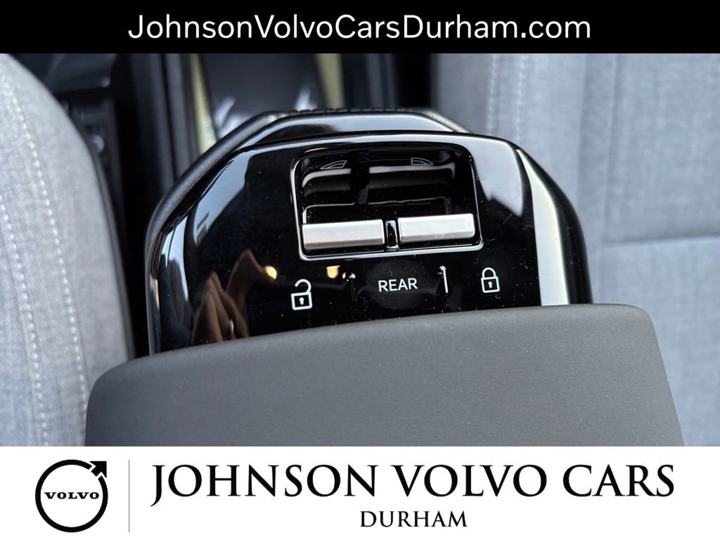 New 2025 Volvo EX30 Ultra w/ Protection Package Premier image 11