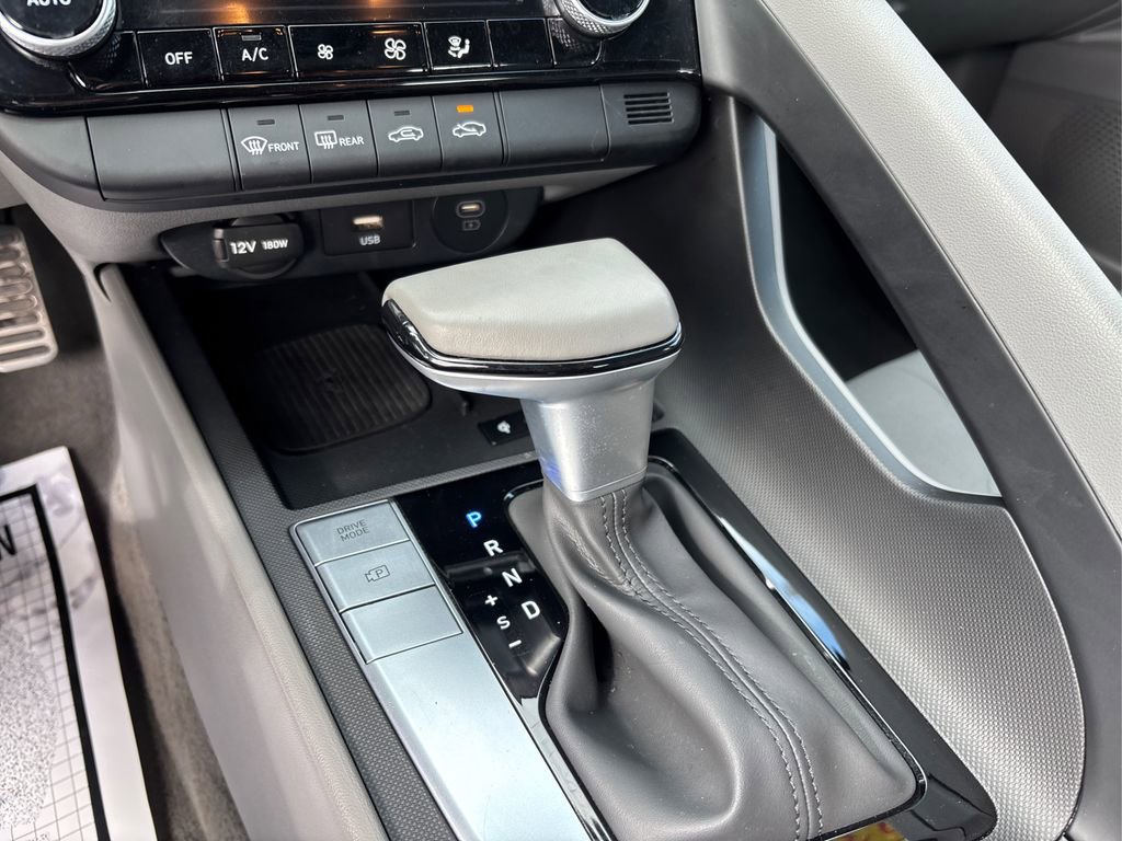 Certified 2025 Hyundai Elantra Sport FWD image 35