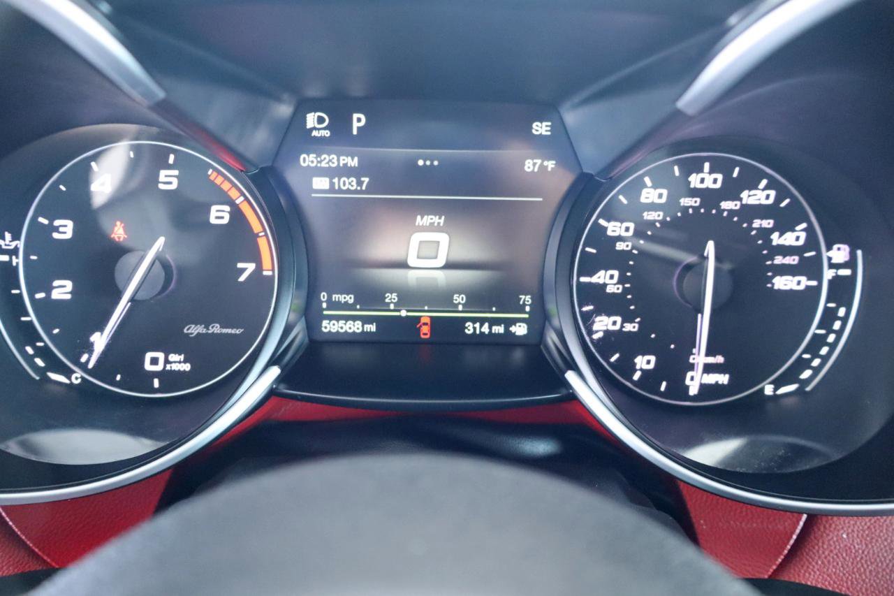 Used 2019 Alfa Romeo Giulia RWD image 22