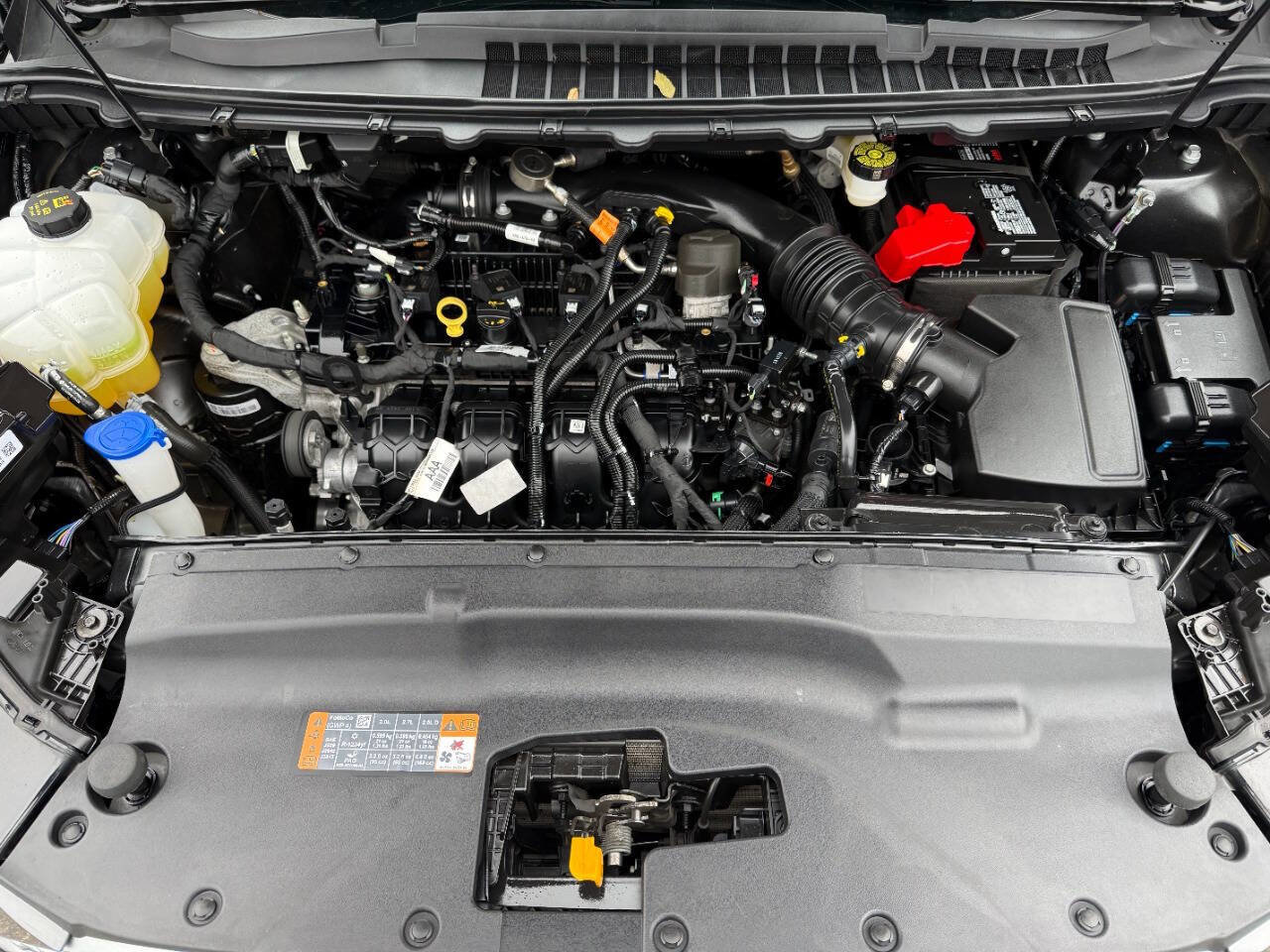 Used 2024 Ford Edge SEL image 17