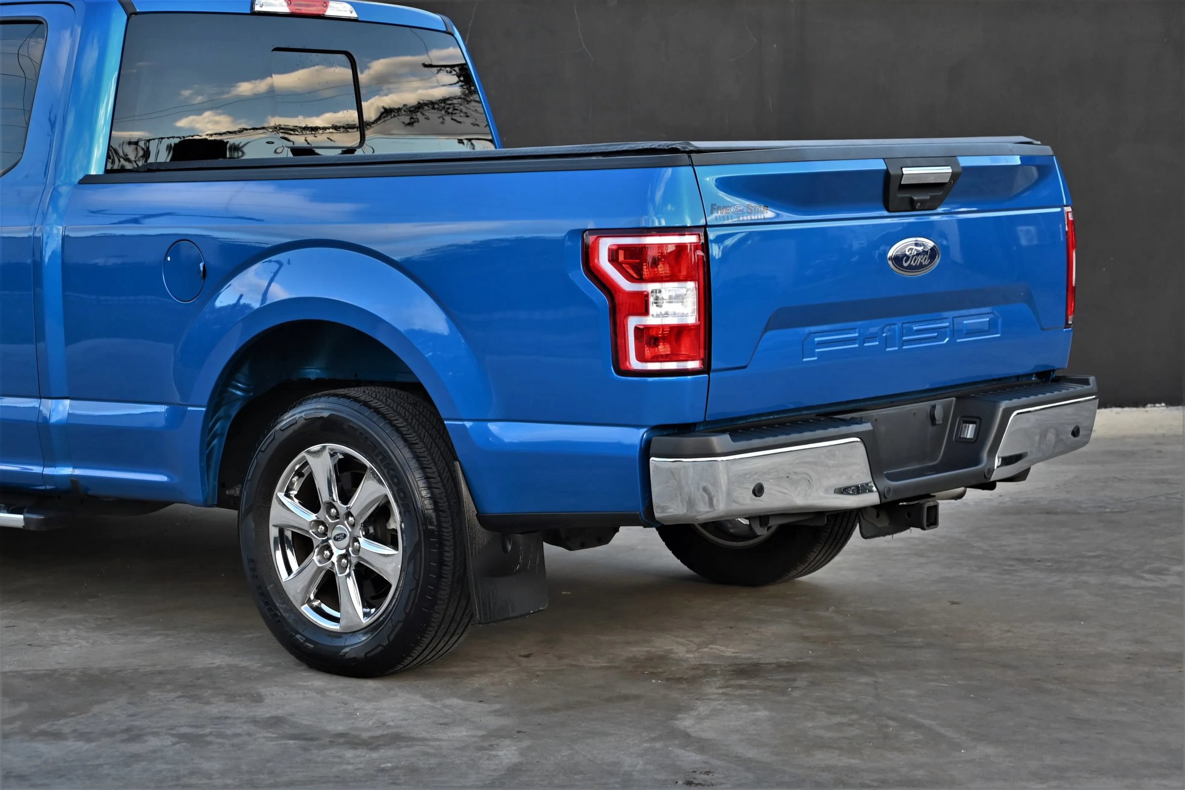 Used 2019 Ford F150 XLT w/ Equipment Group 302A Luxury RWD image 11