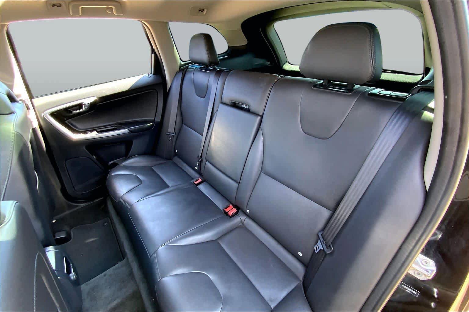 Used 2016 Volvo XC60 T5 Premier FWD image 19