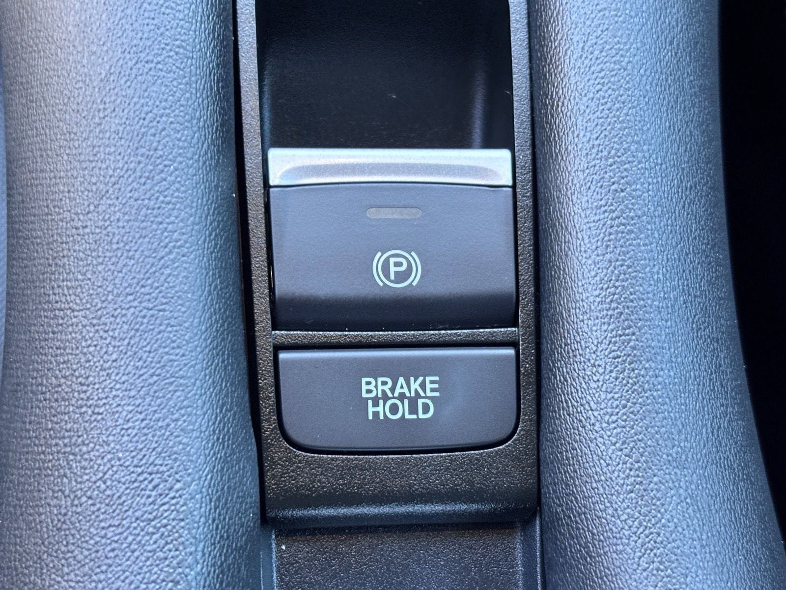 Certified 2024 Honda HR-V EX-L image 34