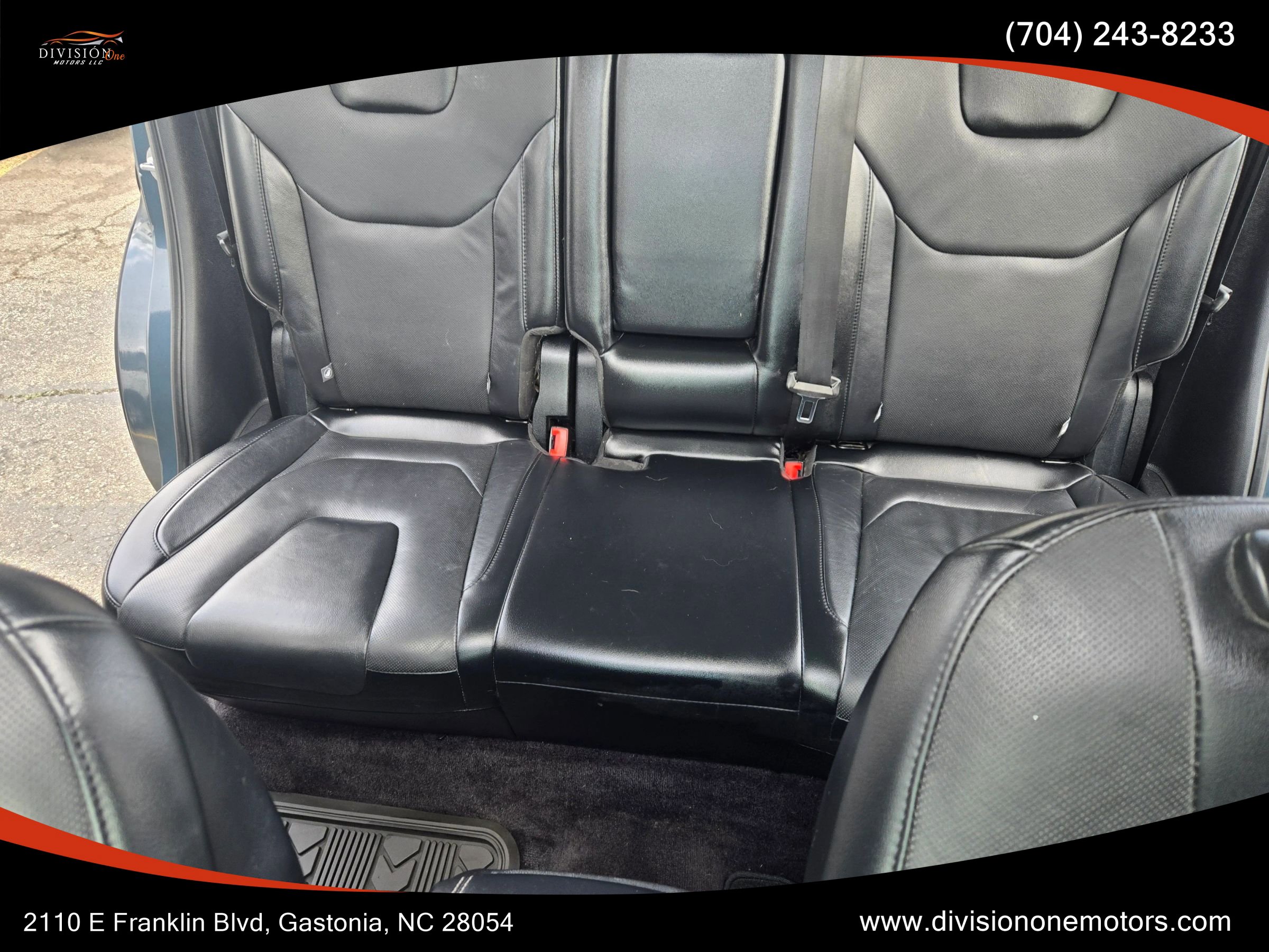 Used 2016 Ford Edge Titanium w/ Equipment Group 301A image 19