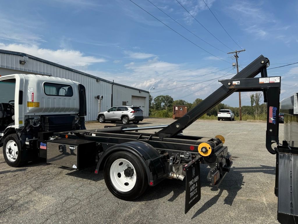 Used 2024 Chevrolet Low Cab Forward RWD image 31