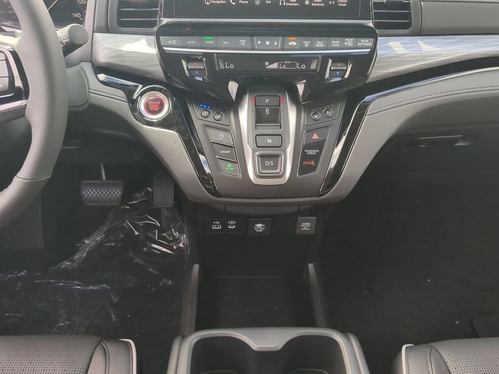 New 2026 Honda Odyssey Elite image 15