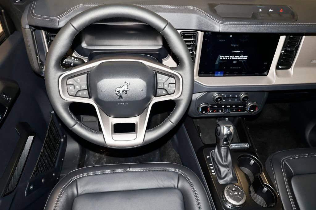 New 2025 Ford Bronco Outer Banks image 16