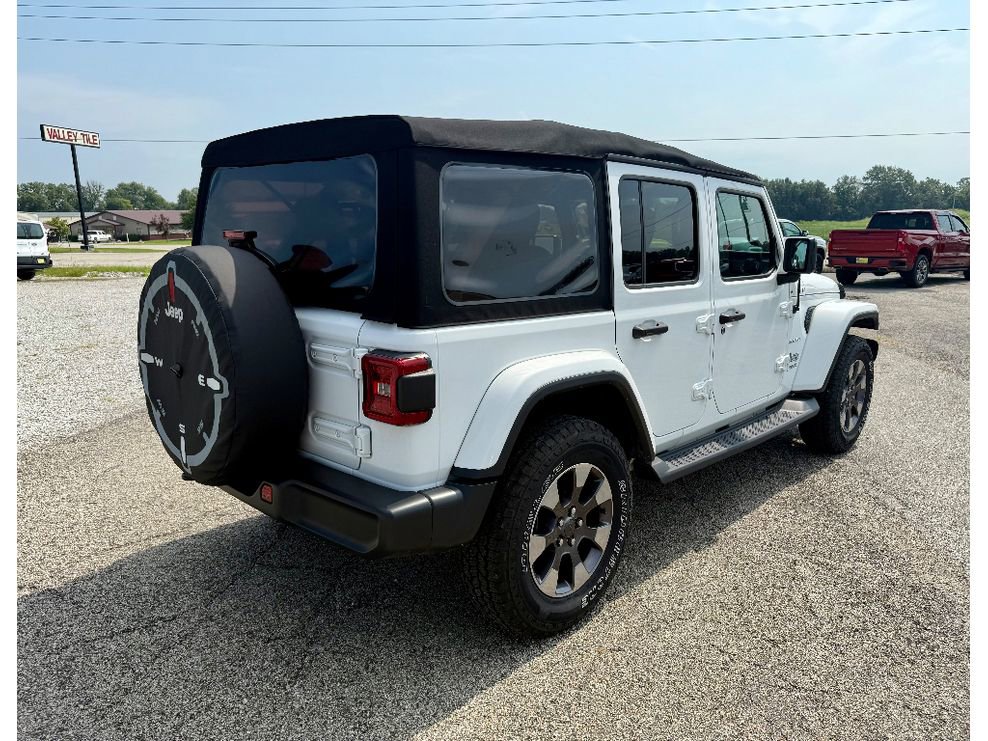Used 2018 Jeep Wrangler Unlimited Sahara image 4