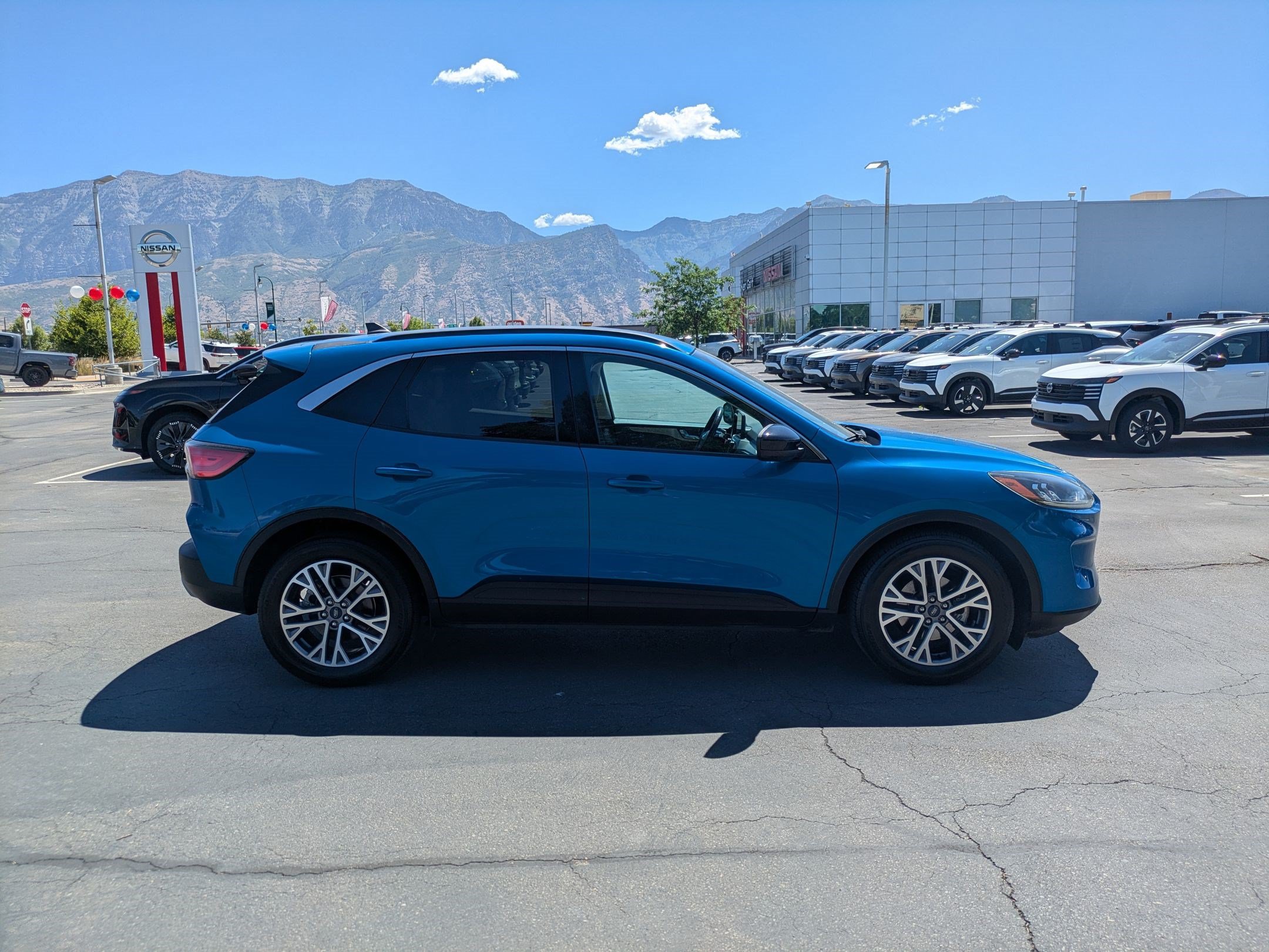 Used 2021 Ford Escape SEL FWD image 2