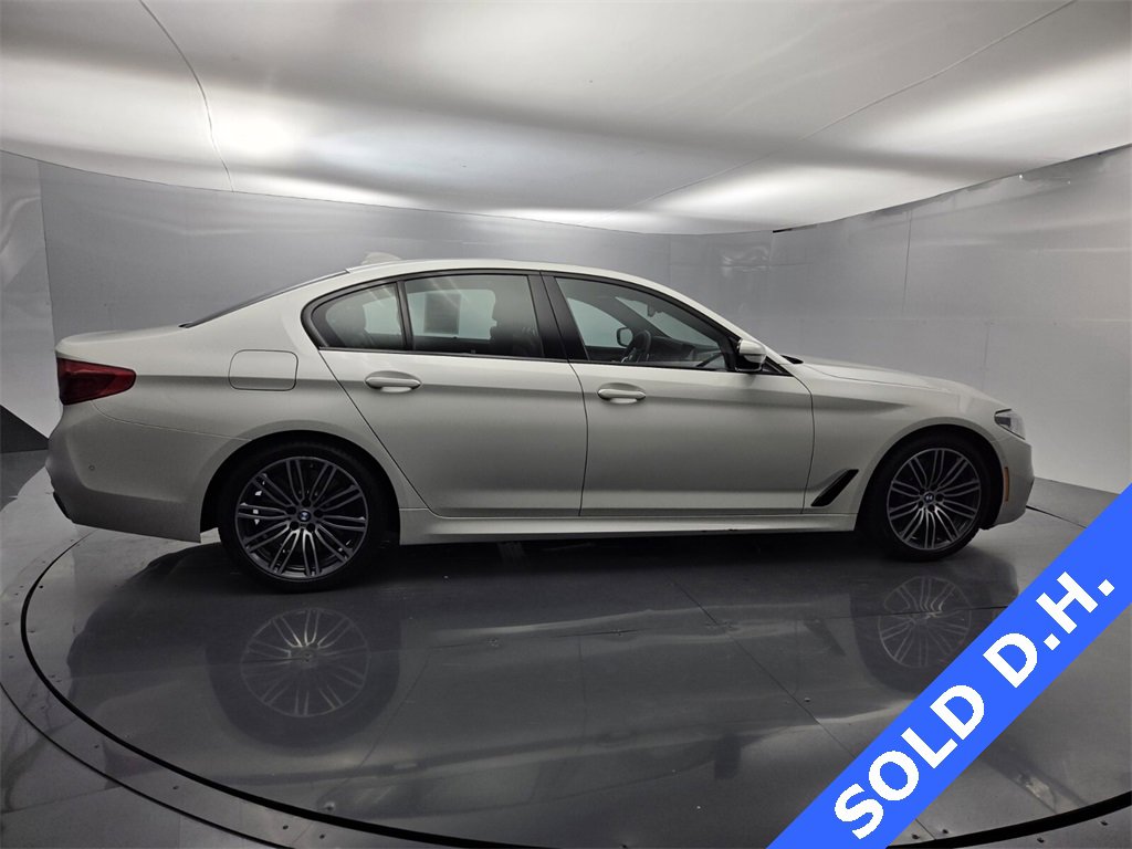 Used 2020 BMW 540i xDrive w/ Executive Package image 16