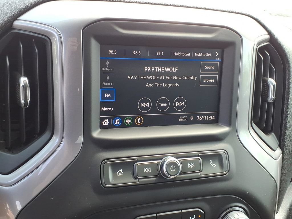 Certified 2022 Chevrolet Silverado 1500 Custom AWD/4WD image 18