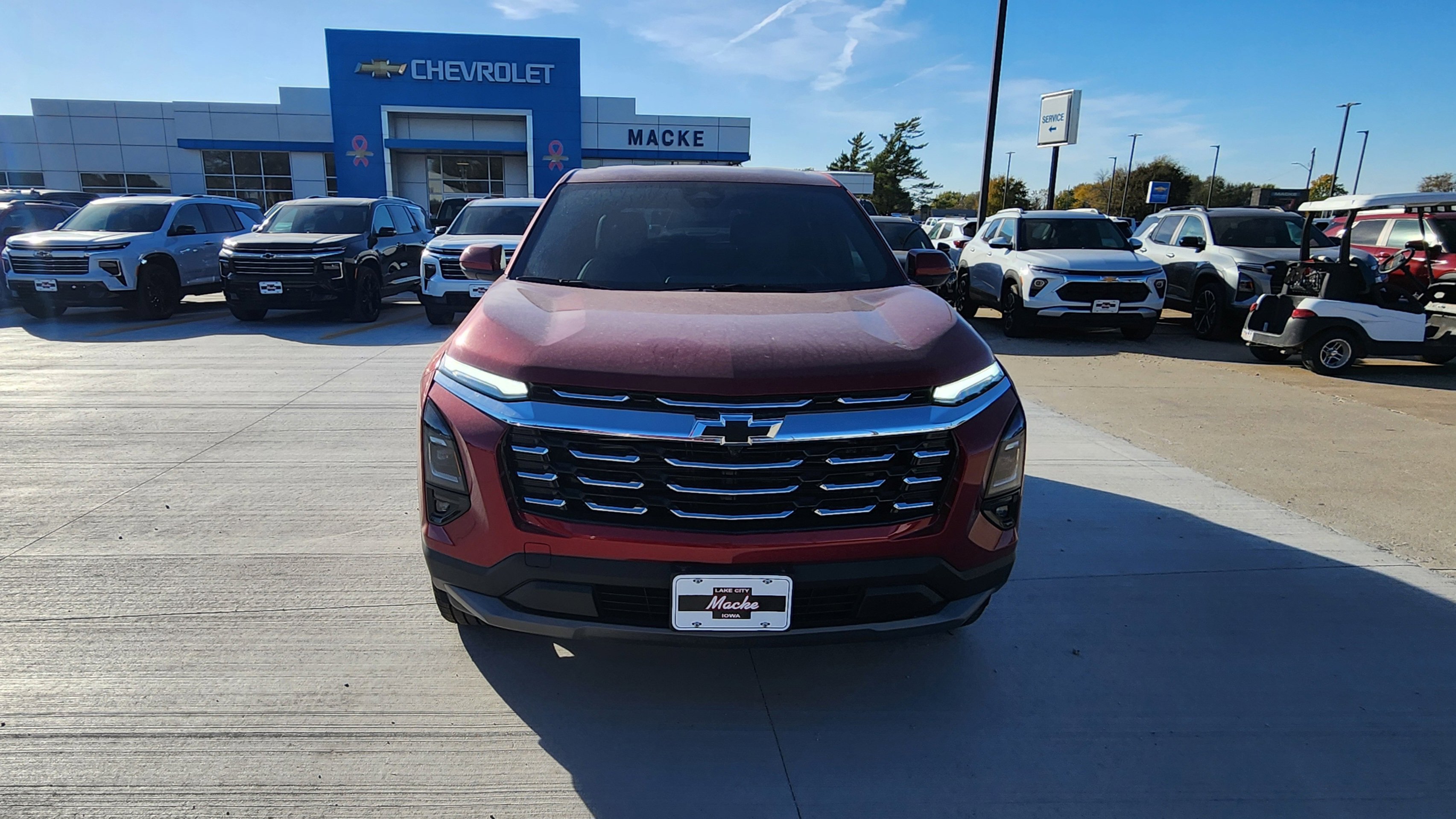 New 2026 Chevrolet Equinox LT w/ Convenience Package II image 2