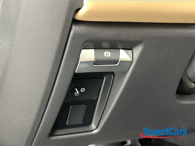 Used 2025 Land Rover Defender 110 V8 image 22