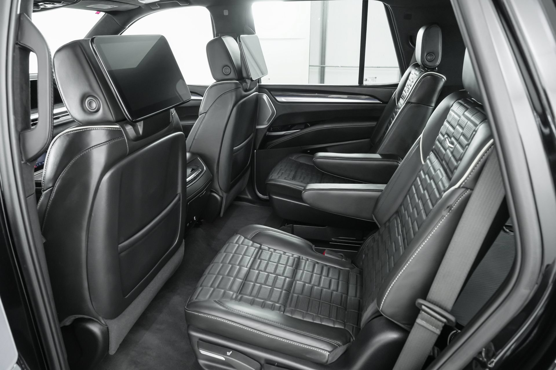 Used 2025 Cadillac Escalade V w/ LPO, Floor Liner Package AWD/4WD image 14