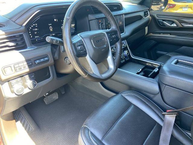 Used 2022 GMC Yukon Denali AWD/4WD image 6