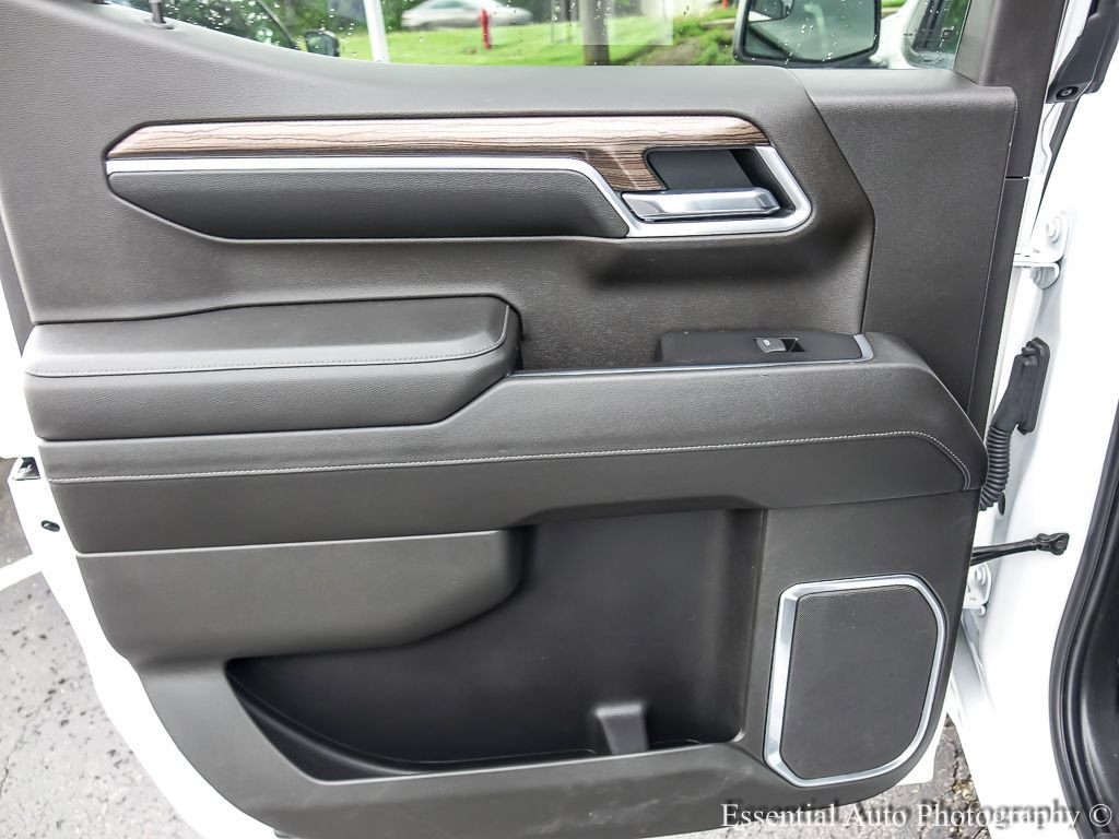 Used 2022 Chevrolet Silverado 1500 LT AWD/4WD image 24