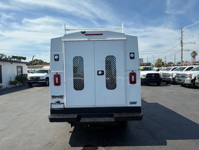 Used 2019 Chevrolet Express 3500 w/ Power Convenience Package image 7