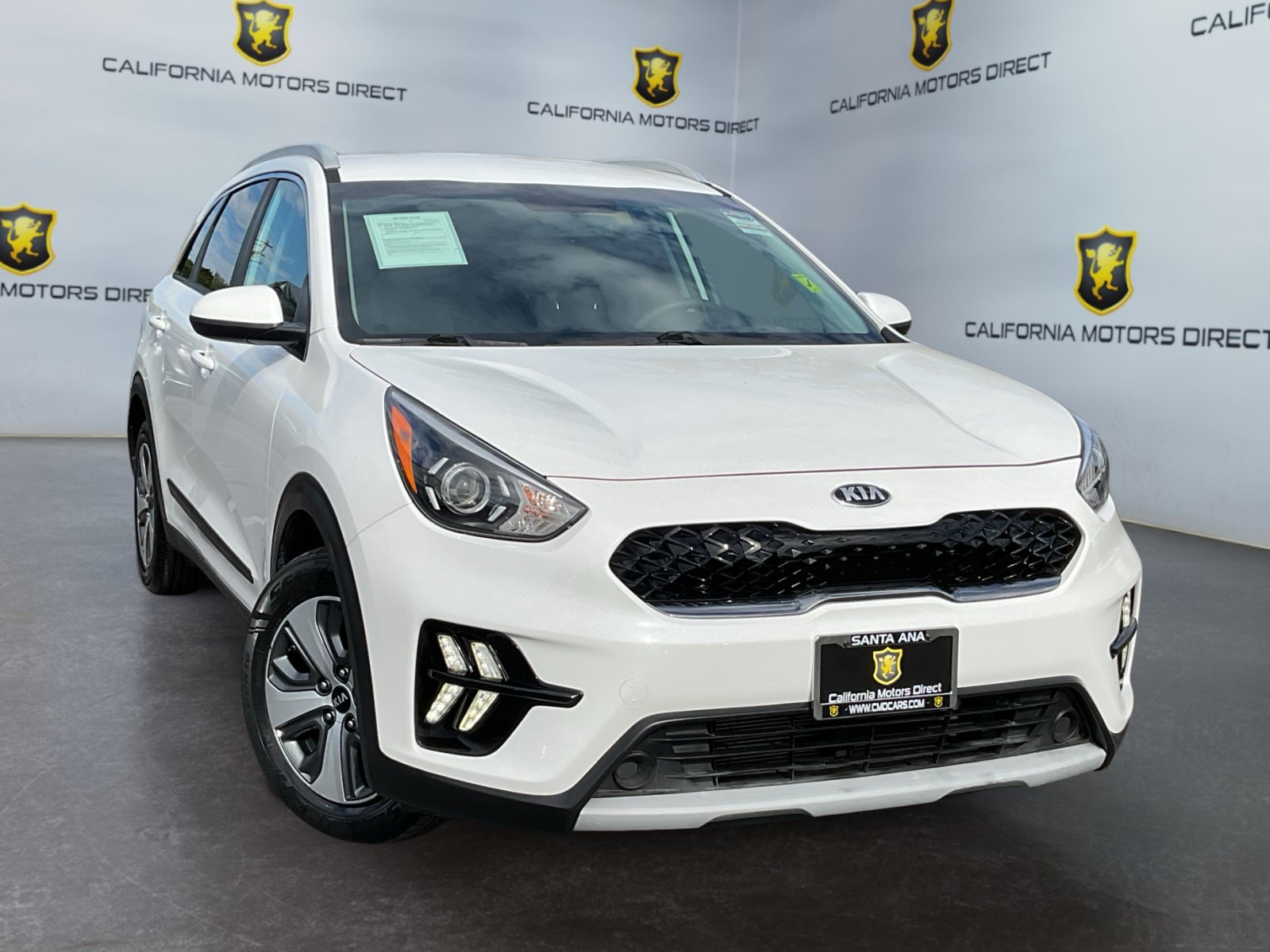 Used 2020 Kia Niro LX FWD image 3