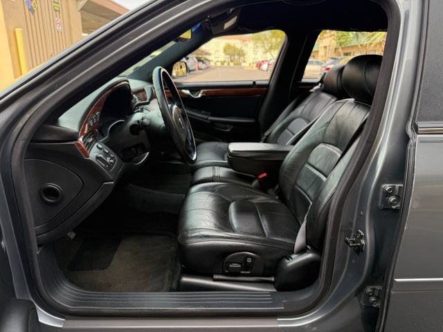 Used 2004 Cadillac De Ville Limousine FWD image 26