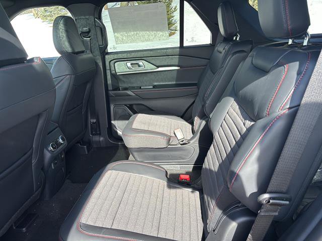 New 2026 Ford Explorer ST-Line w/ ST-Line Street Pack image 15