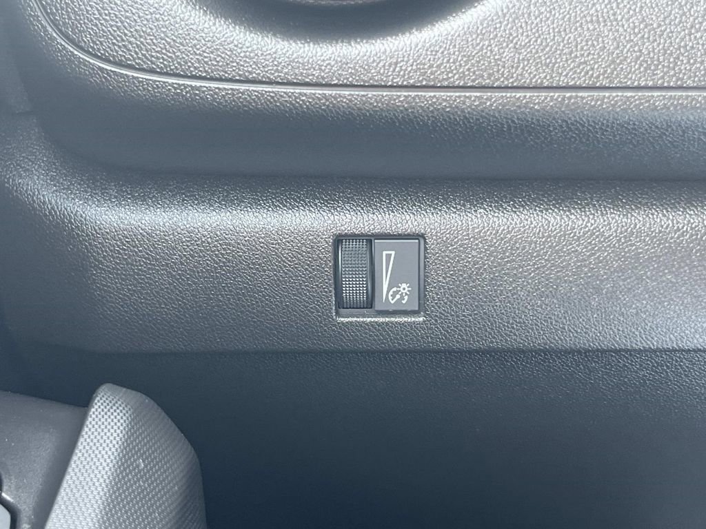 Used 2023 Chevrolet Colorado W/T image 23