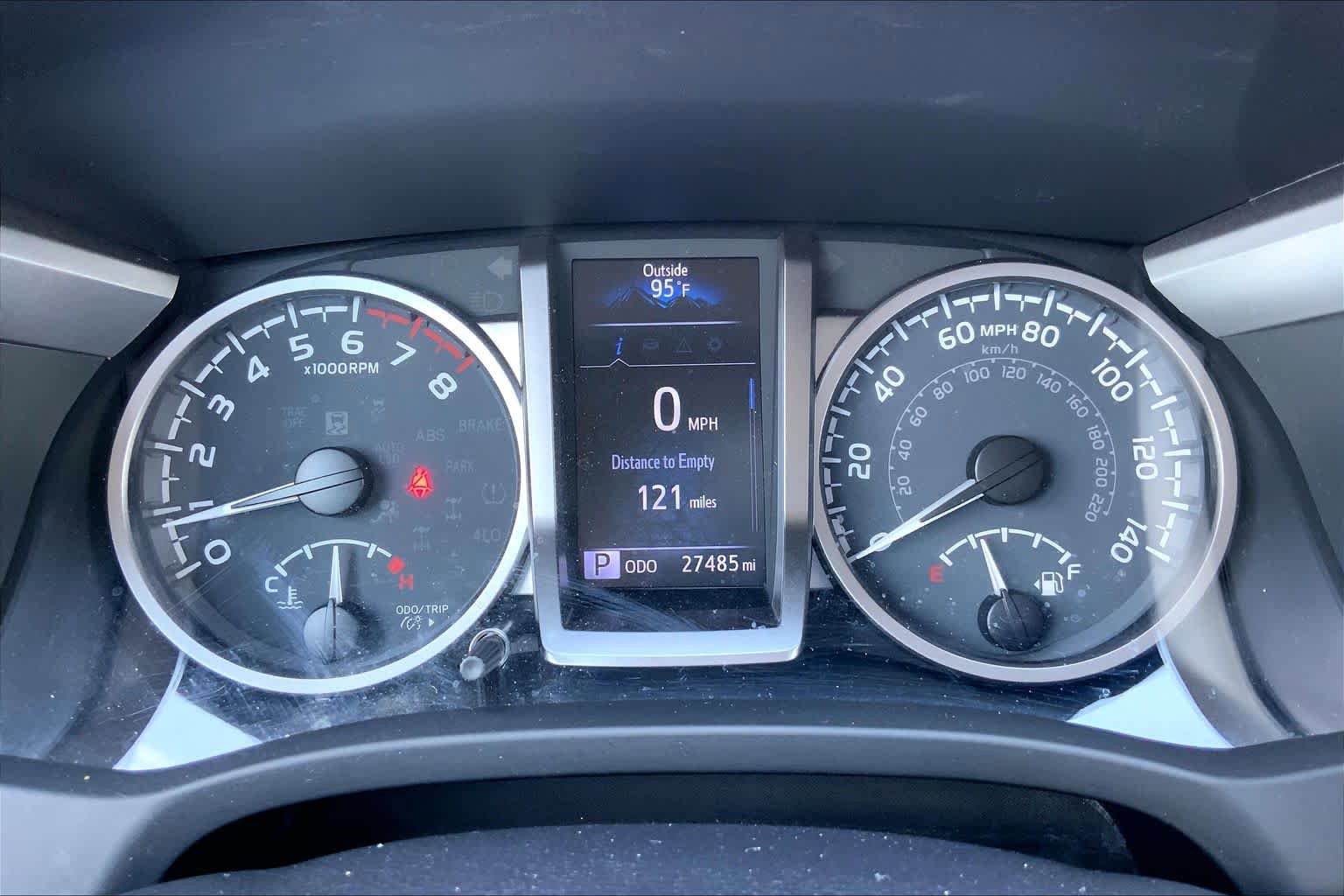 Used 2022 Toyota Tacoma SR5 w/ Technology Package RWD image 25