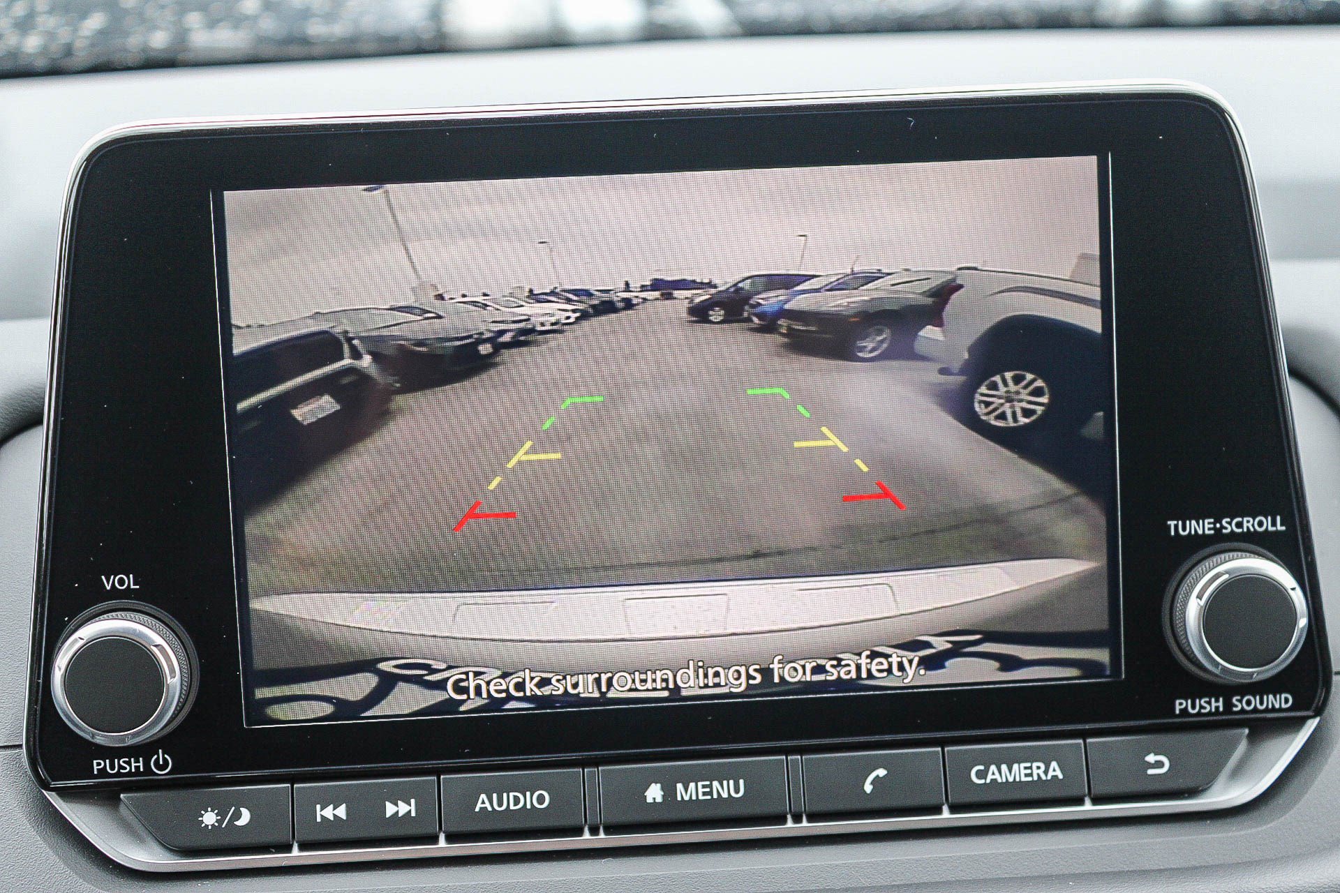 Used 2025 Nissan Rogue SV image 25