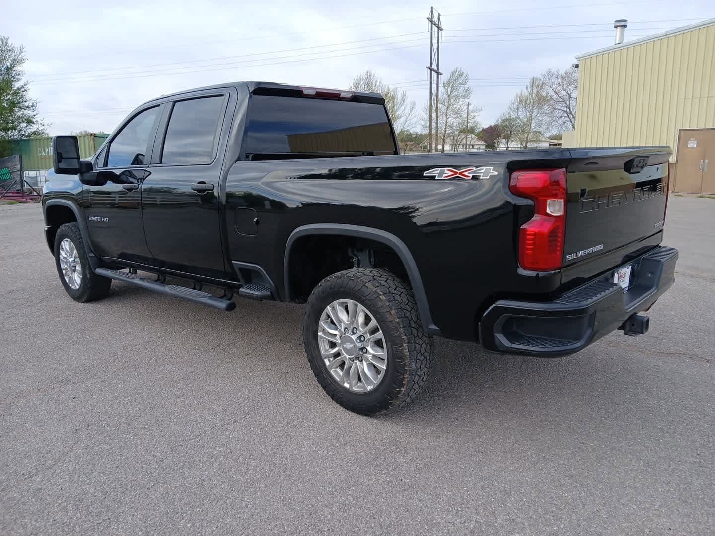 Used 2024 Chevrolet Silverado 2500 Custom w/ Custom Convenience Package image 4